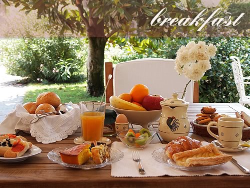 Bed and breakfast "il Casale"  rich breakfast