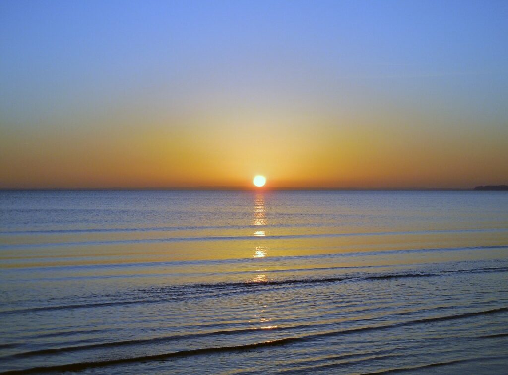 alba al mare a Cattolica